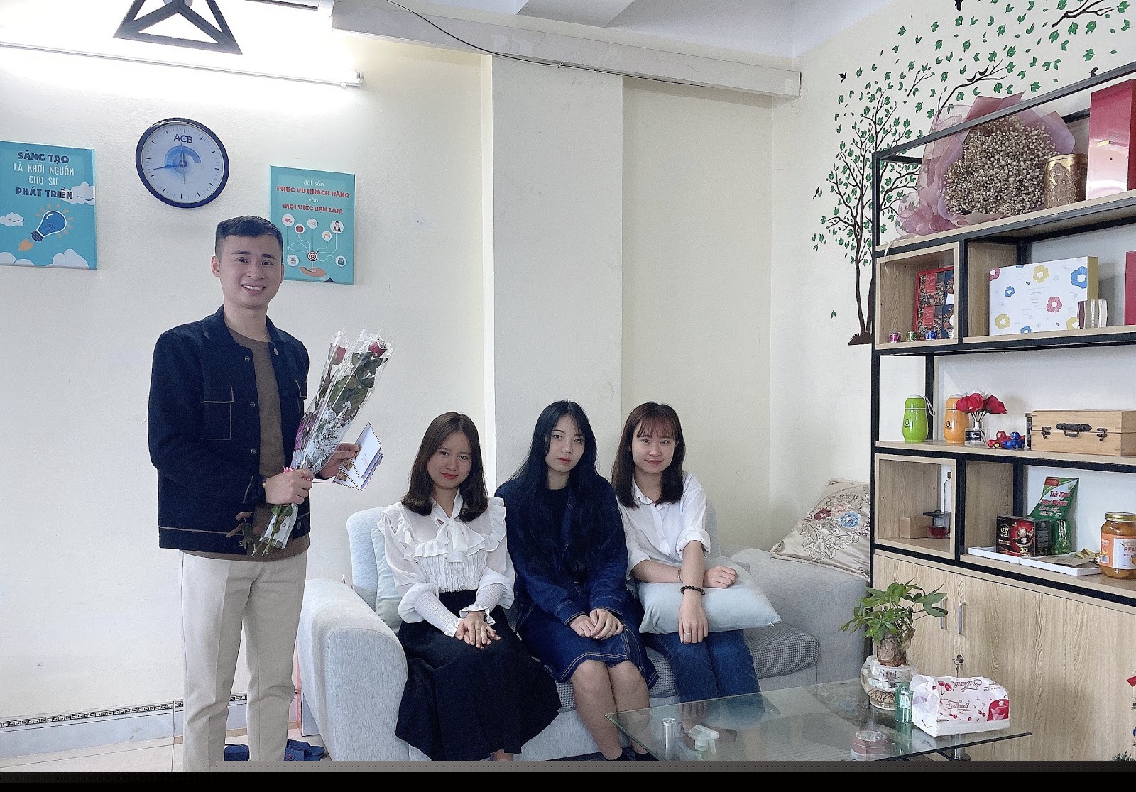 NGÀY QUỐC TẾ PHỤ NỮ 8/03/2021 TẠI VĂN PHÒNG CÔNG TY ST VIỆT NAM 1