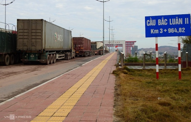 Hai cửa khẩu ở Quảng Ninh thông quan trở lại