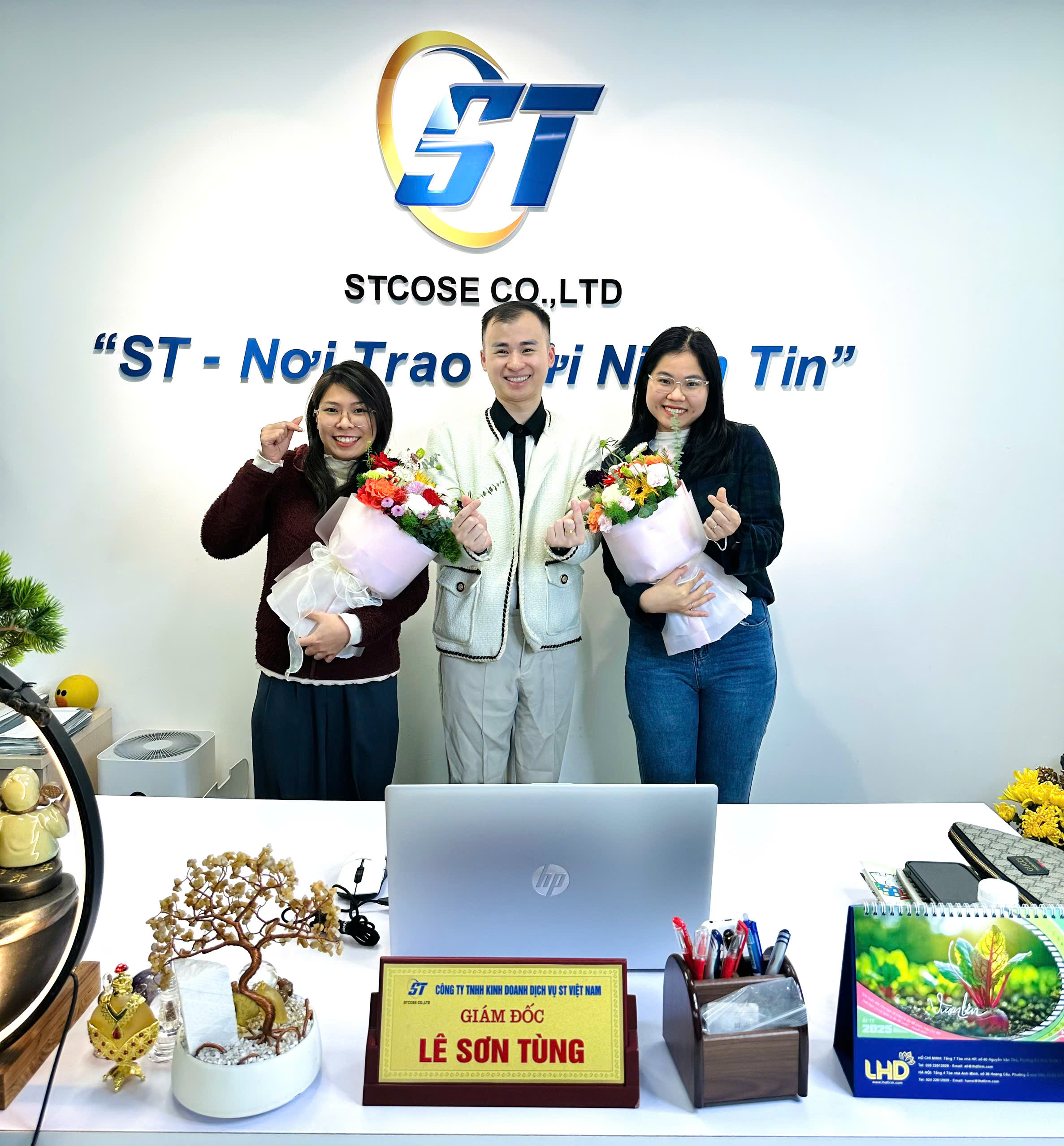 CÔNG TY TNHH KINH DOANH DỊCH VỤ ST VIỆT NAM  CHÚC MỪNG NGÀY QUỐC TẾ PHỤ NỮ 8/3